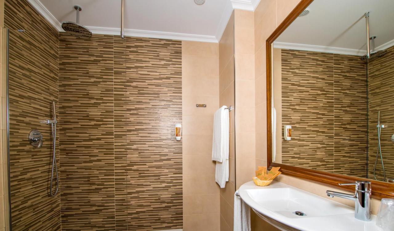 La Casona De Lazurtegui Hotel รีบาเดโอ ภายนอก รูปภาพ